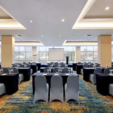 Aston Inn Pantai Losari נקסר מראה חיצוני תמונה