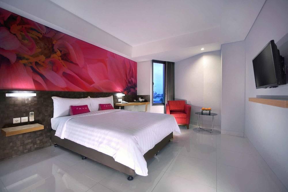 Aston Inn Pantai Losari נקסר מראה חיצוני תמונה