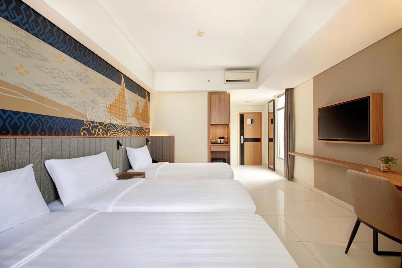 Aston Inn Pantai Losari נקסר מראה חיצוני תמונה