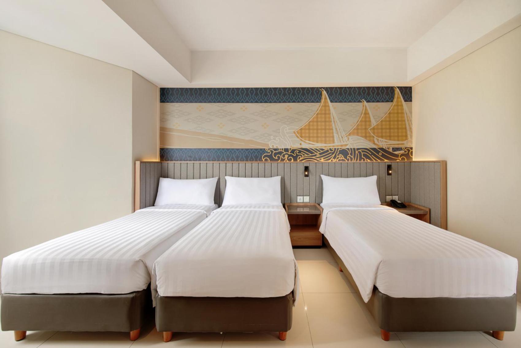 Aston Inn Pantai Losari נקסר מראה חיצוני תמונה