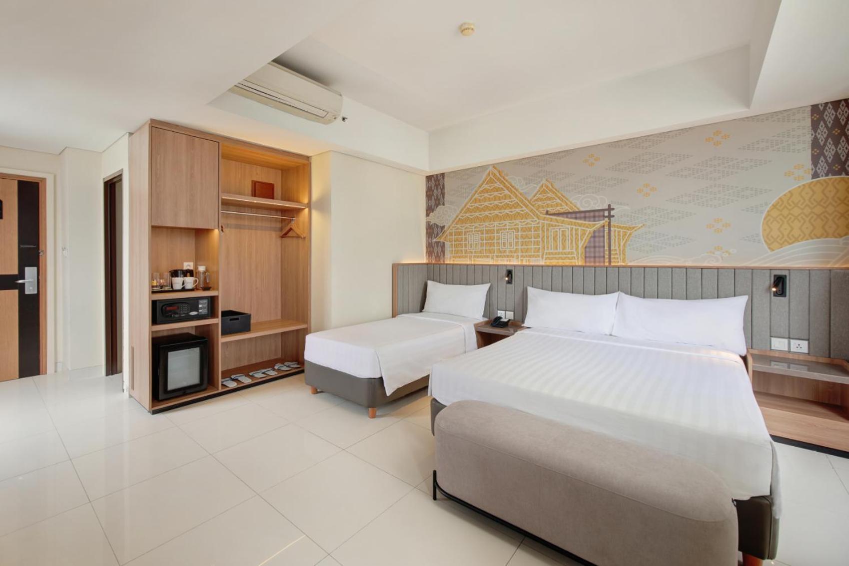 Aston Inn Pantai Losari נקסר מראה חיצוני תמונה