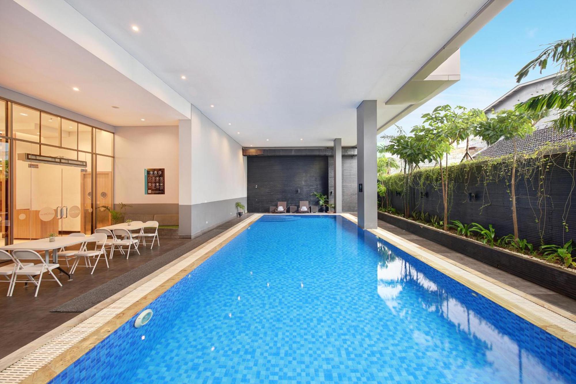 Aston Inn Pantai Losari נקסר מראה חיצוני תמונה
